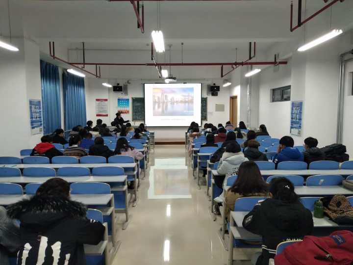 基础医学院摄影爱好者协会摄影大讲堂活动照片 (1).jpg